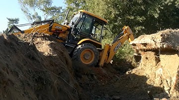 JCB Backhoe Machine Trying To Break Concrete Bridge/JCB 3Dx Working For New Bridge Construction.