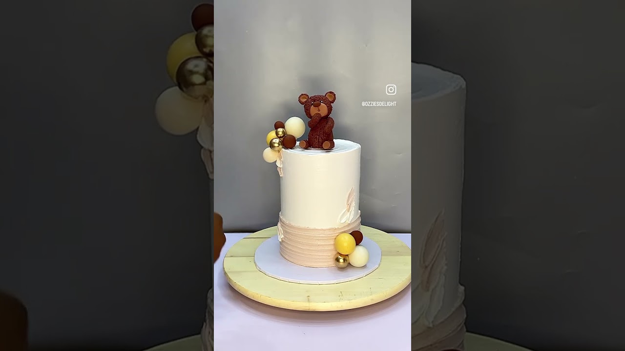 So in love with this beautiful gender neutral baby shower cake 😍😍😍 