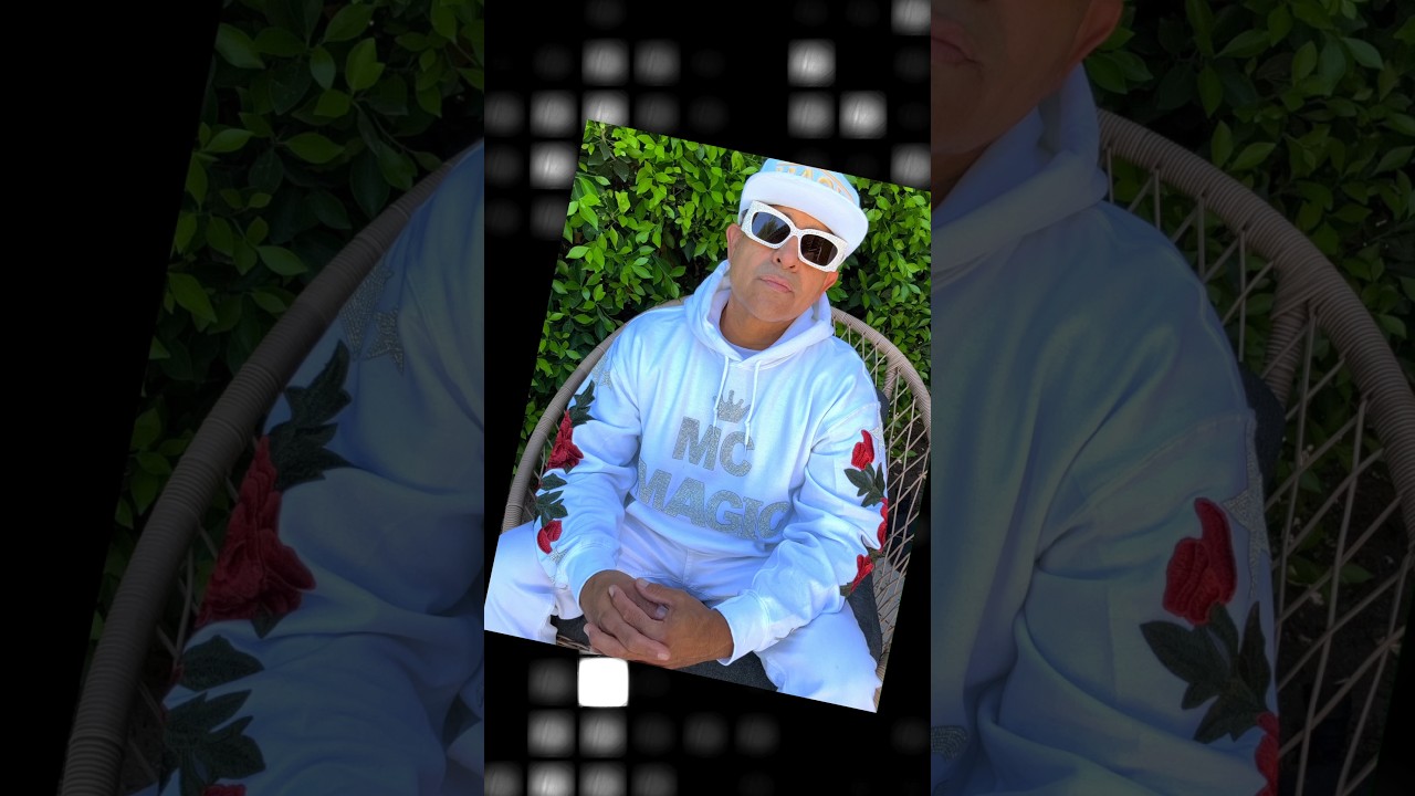 Version 2 of my “White Magic Hoodie” with large 🌹 roses 🤍 www.MCMagic.world