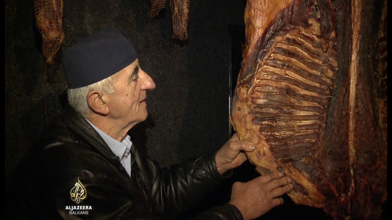 صربيا: يمكن أيضاً بيع لحم الخنزير المقدد المنتج محلياً