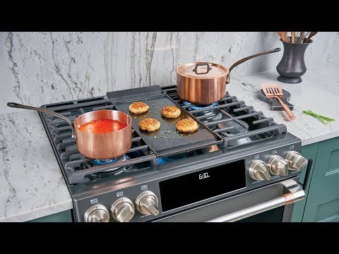 Expansive Six-Burner Cooktop Helps You Entertain with Ease