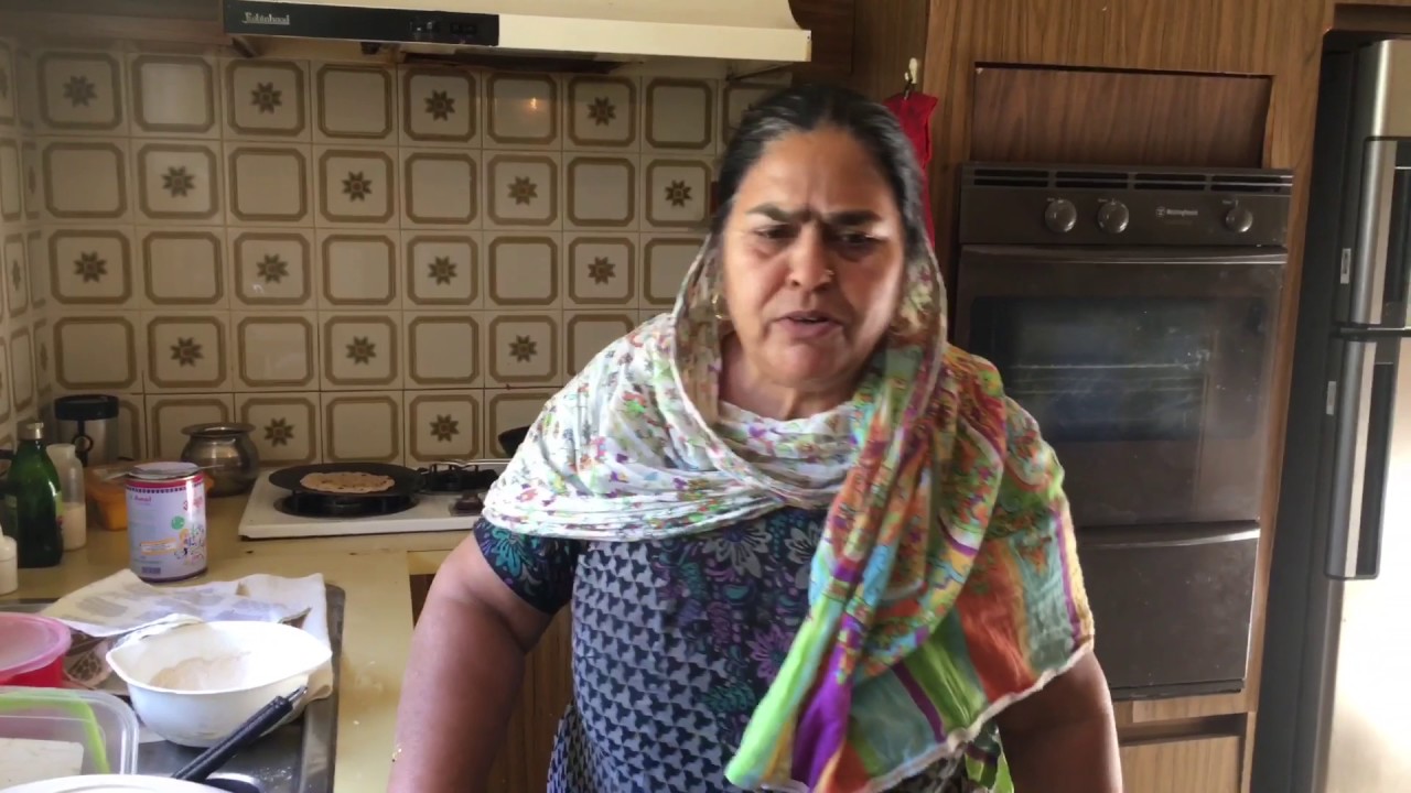 Desi Mom Chimta | Punjabi Funny Video | Latest Sammy Naz