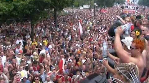 Ekwador Manieczki Wyjazd Na Love Parade 2002