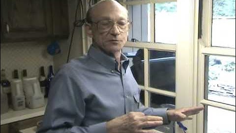 Low-stress way to give your cat a pill