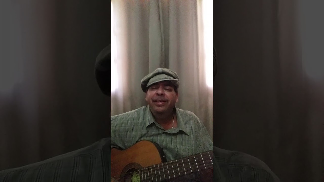 NAS TRÊS VOLTAS DA LUA, INTERPRETADA PELO AUTOR, MARCOS GUIMARÃES.