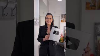 Mám STŘÍBRNÝ BUTTON! 🏆 Děkuji vám za 100.000 odběratelů! ❤️ #LucieBila