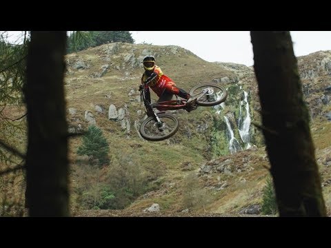 Red Bull Hardline 2017 with Polygon UR