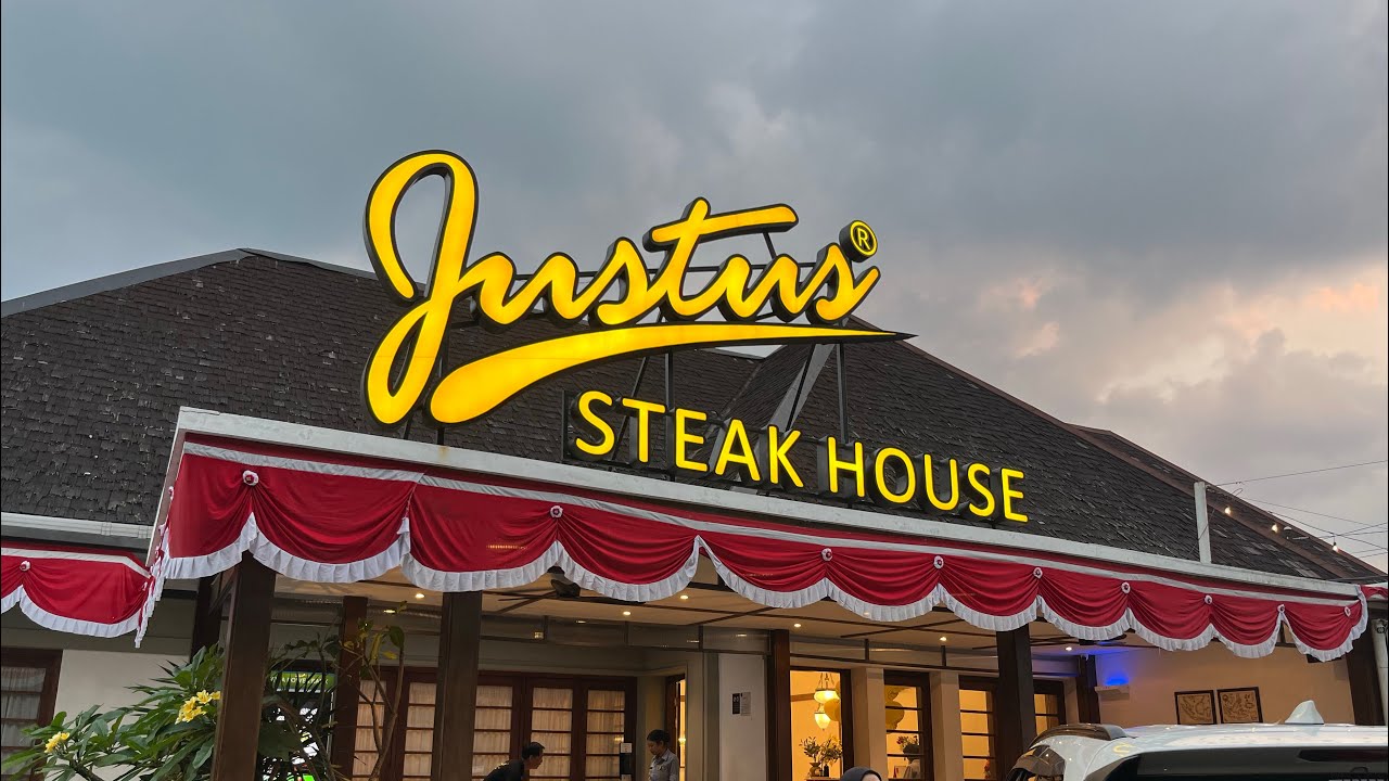 REKOMENDASI STEAK ENAK DI BANDUNG! | Makan di Justus Steak House 🍖✨”