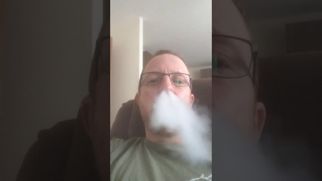 Vaping isub apex and innokin I taste mvp3 pro.