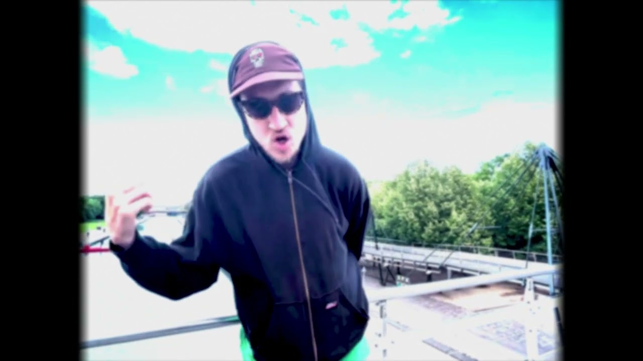 "SHAKEDOWN STREET" - Jesse The Tree [official video]