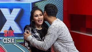 Wihh Ayu Ting Ting dan Raffi Saling Kasih Selamat Pas Dapat Penghargaan - Sik Asix (22/12)