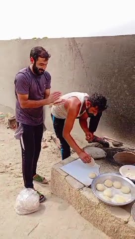 Rozi roti di khed a metra - YouTube