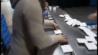 Switch panel packaging machine Wall socket network panel automatic bagging and packaging machine