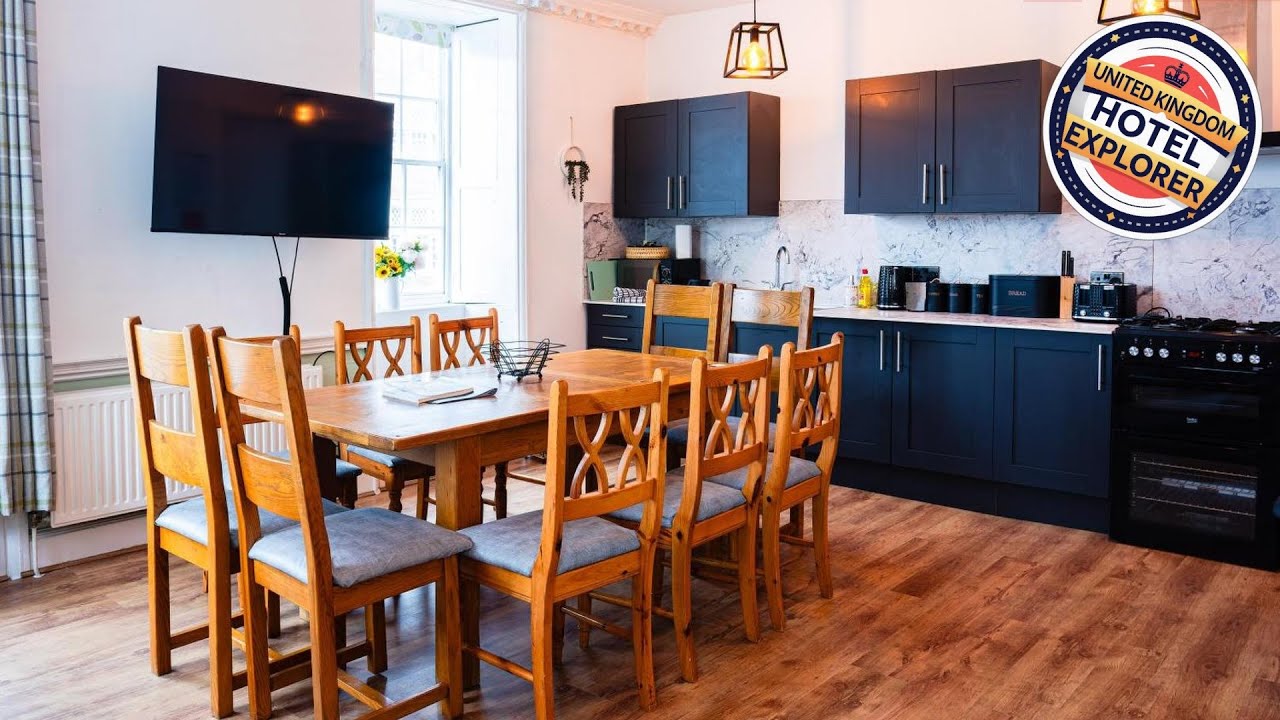 Albert's Place | Weymouth, United Kingdom | Hotel Review 🏨