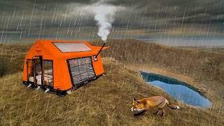 Şi̇şme Çadirimiza Ti̇lki̇ Geldi̇ Yağmurda Uçurumun Kenarinda Kamp