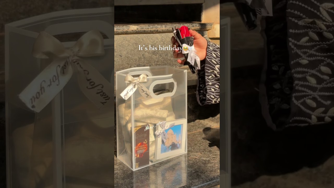 It’s his birthday 🩶🎁 