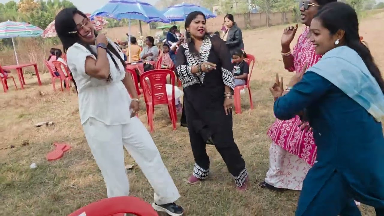 পিকনিকে গিয়ে খুব মজা করেছি 