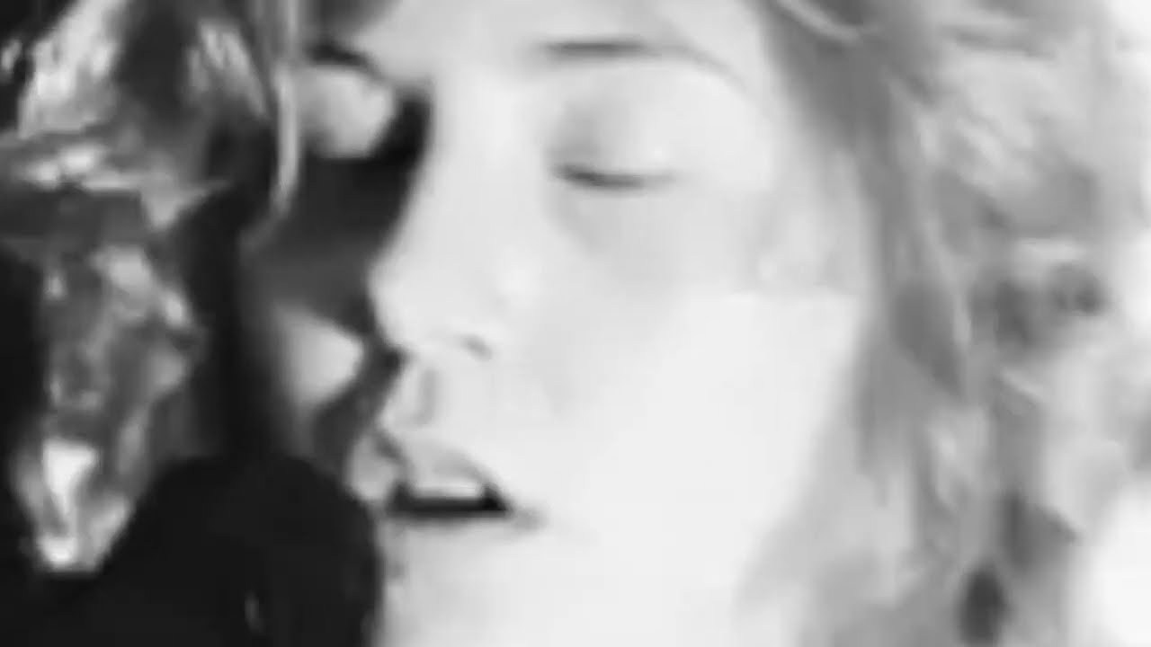 mantarochen - grey (Official Video)