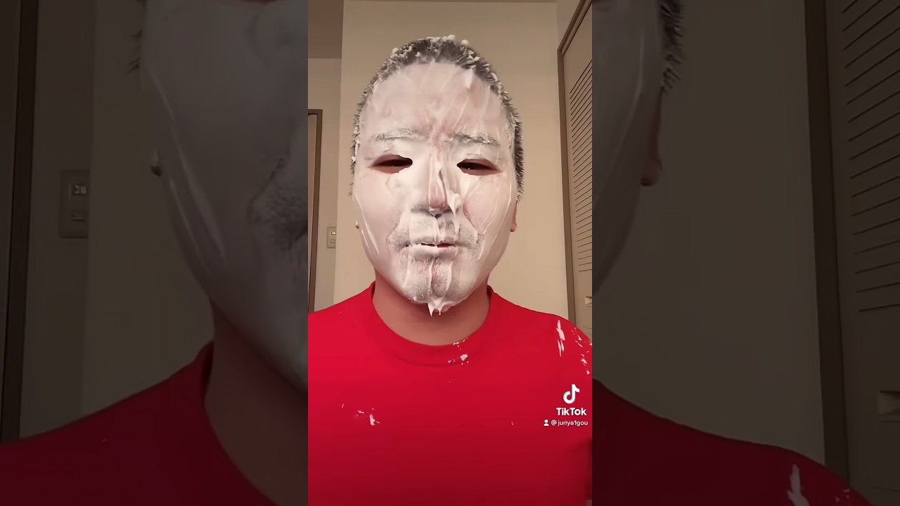 bee sweet funny video 😜😄11 August 2025 