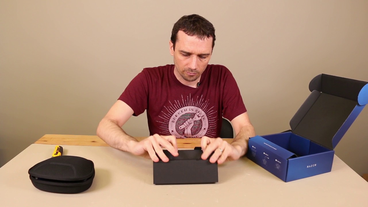 Razor Raiju PS4 Pro Controller Unboxing - YouTube