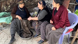 Preparing Traditional Beverages with the Oldest Method / Primitive Machines