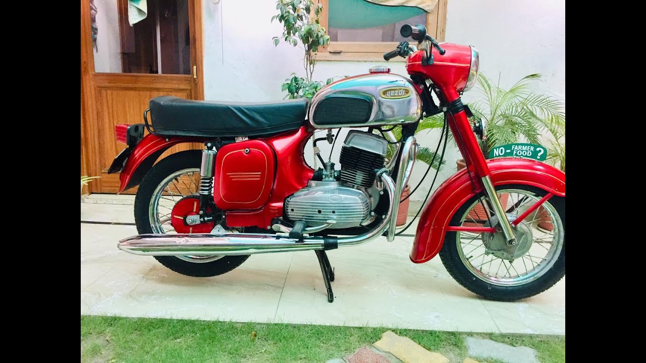 Starting of Yezdi 250 classic b model YouTube