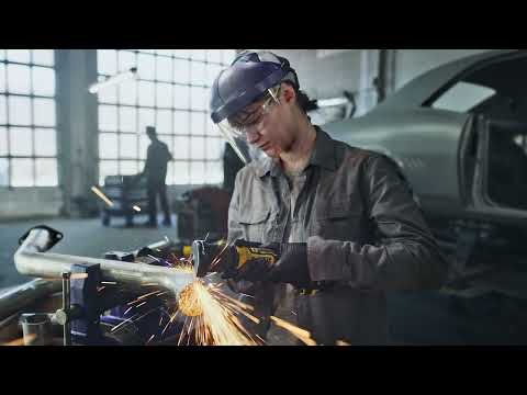 How to Use the DEWALT ATOMIC™ 20V MAX* 3in. Cut-Off Tool | DCG430 Metal Cutting Guide