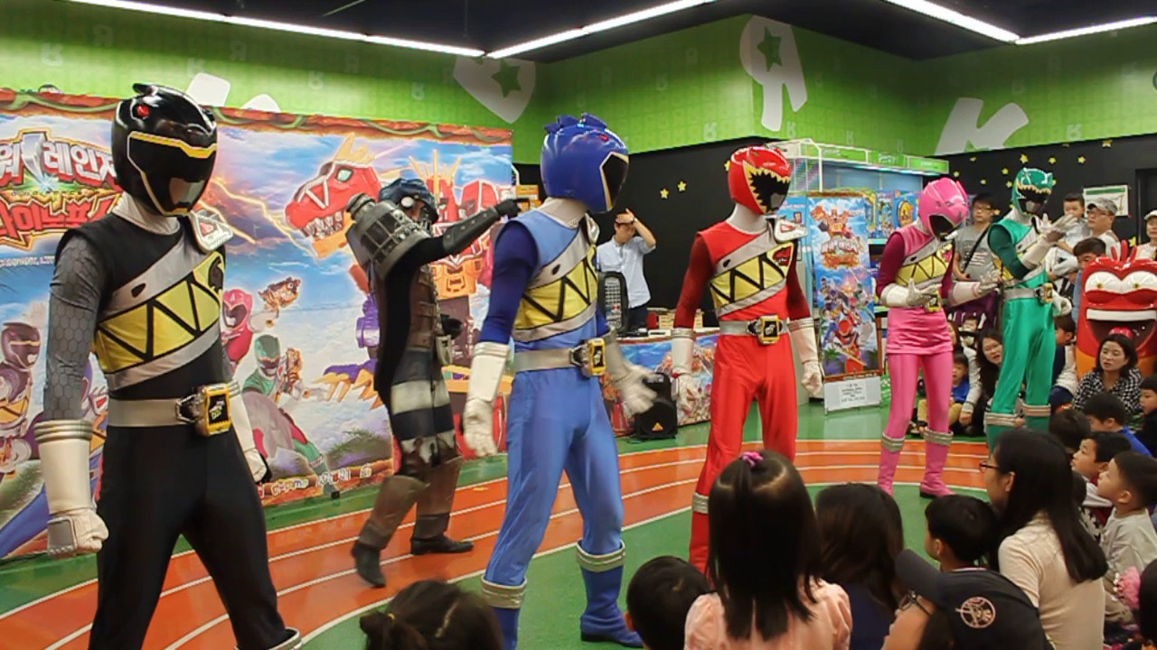 파워레인저 다이노포스 토이저러스 공연 공룡 악당물리치기