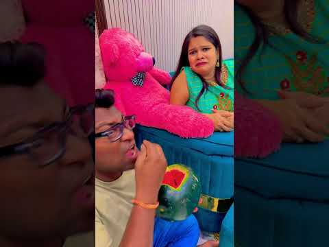 Meri chocolate 🍫 kon khai 😃 #family #funny #trending #hrakimasti