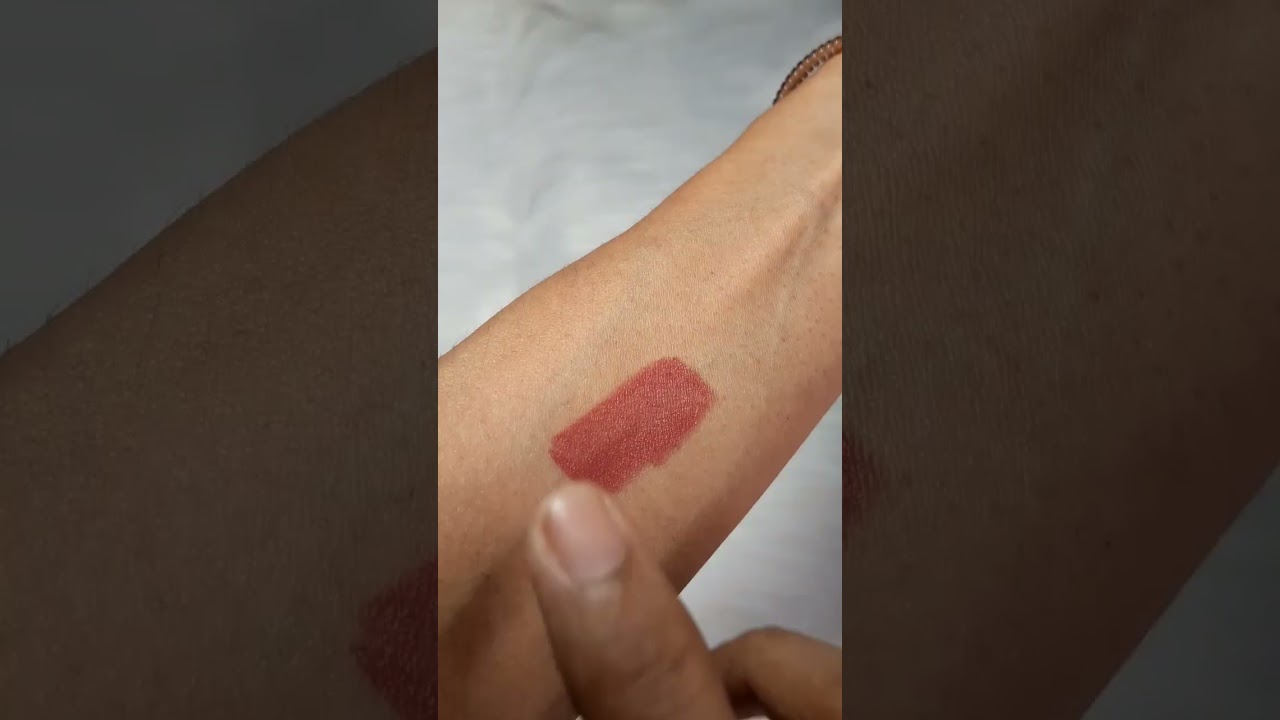 LIP SWATCHES