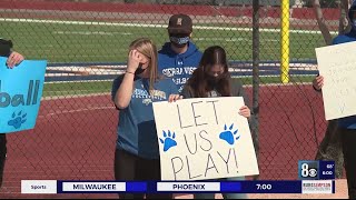 Students protest peacefully outside CCSD schools in hopes of getting back in classrooms