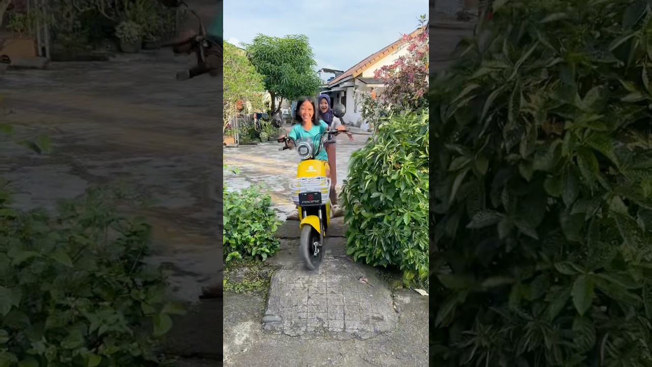 Belajar naik sepeda listrik 