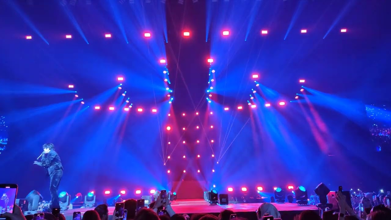 231111 DPR IAN - Dope Lovers [HYPEROUND K-FEST ABU DHABI 2023] FanCAM 4K