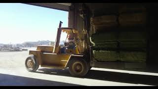 WELCOME TO CAL AG -ANIMAL FEED STORE PASO ROBLES CALIFORNIA