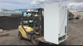 Hawaii Energized - Recycling refrigerators