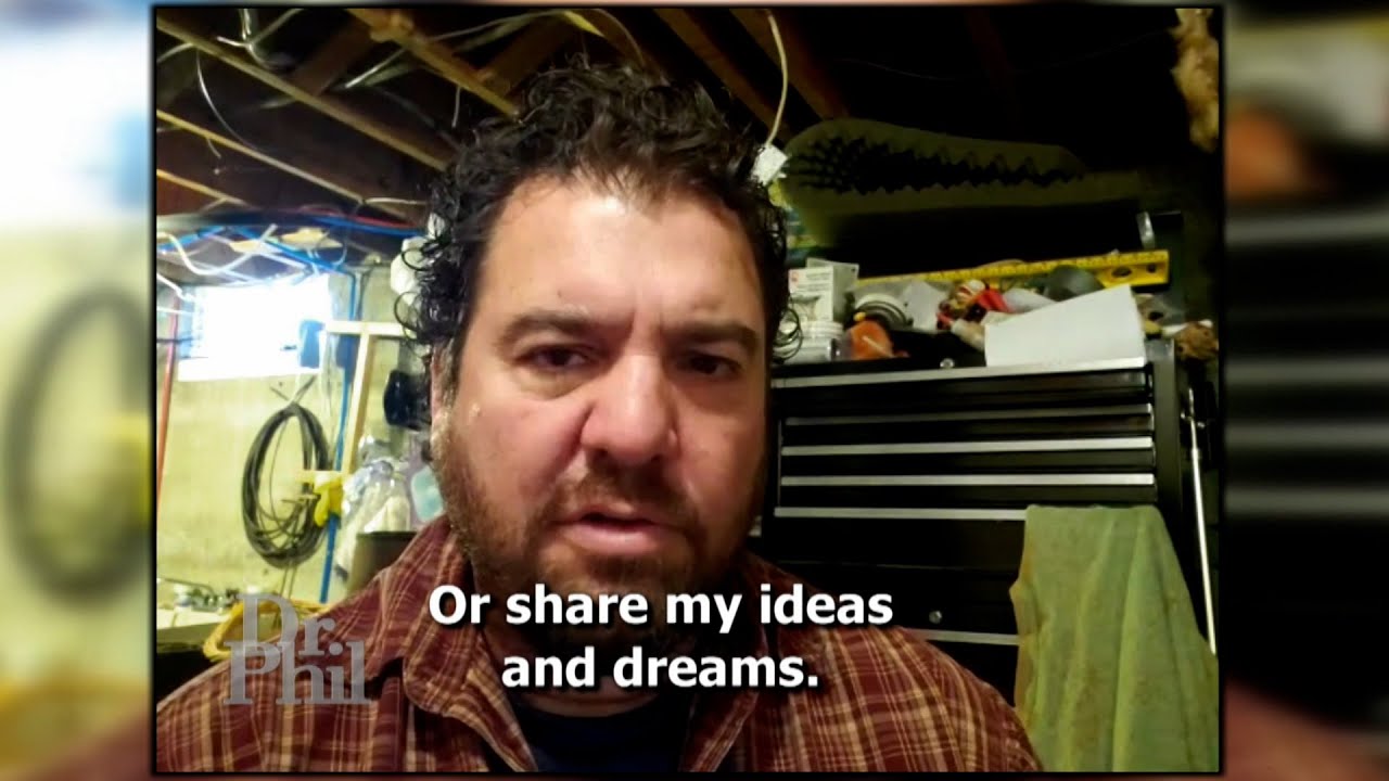 Man Whose Wife Claims He’s a “Hoarder” Says Her Criticism Makes Him Unmotivated to Clean