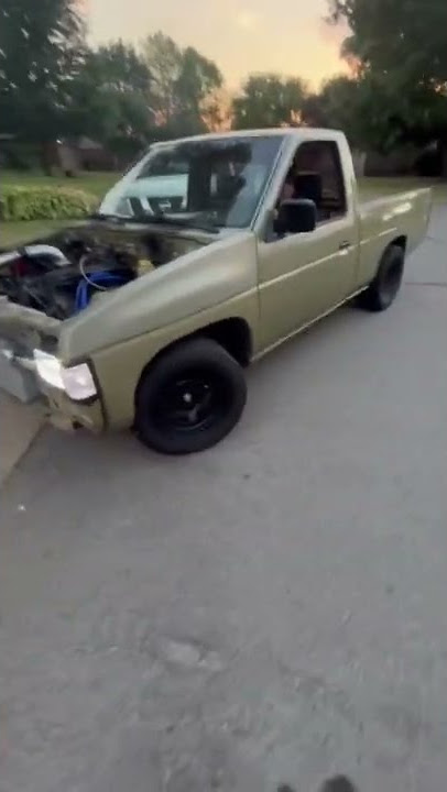Ka24e-t Nissan Hardbody D21 finished intercooler welding, time for injector pigtails, ball joints.