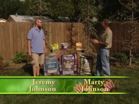 Johnson S Garden Time All About Mulch Youtube