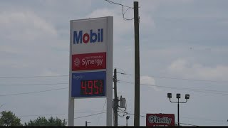 Average price of gas drops