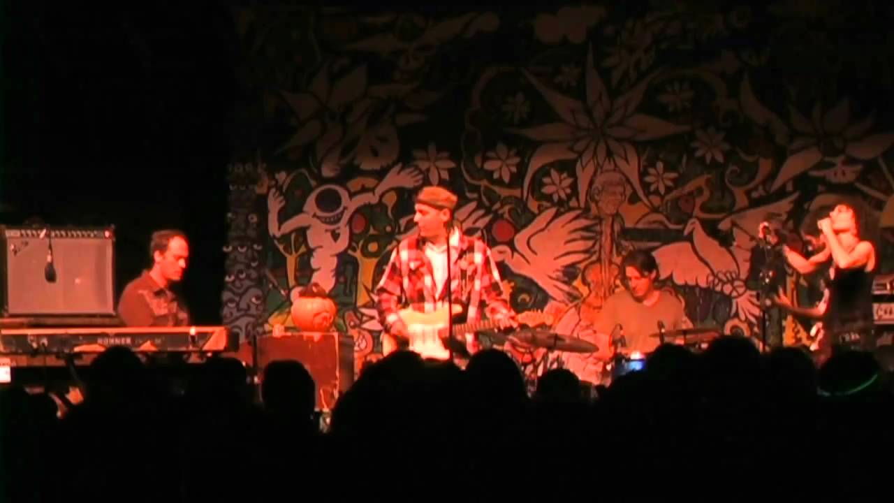 Donna the Buffalo - Blue Skies and Buttercups or Where You Are? - YouTube