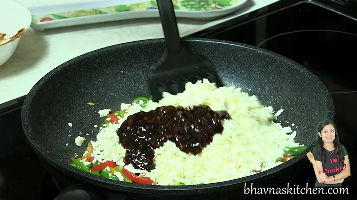 Chilli Paneer Triangles Recipe Video | Lunch Box I...