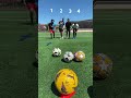 Ref:qC2Y6xX1i6g Qui a touch la balle  