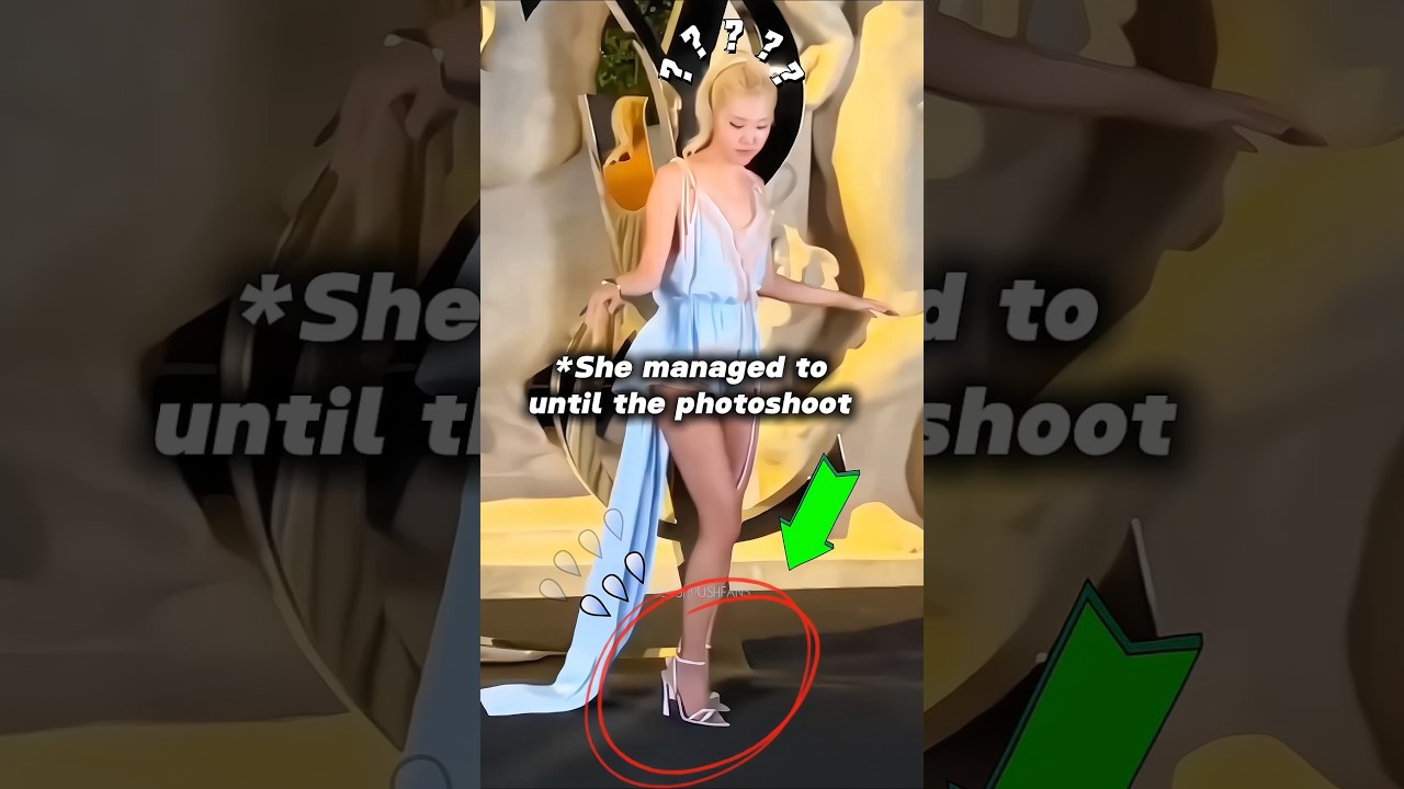 Rose walking while holding her bodyguard hand😲