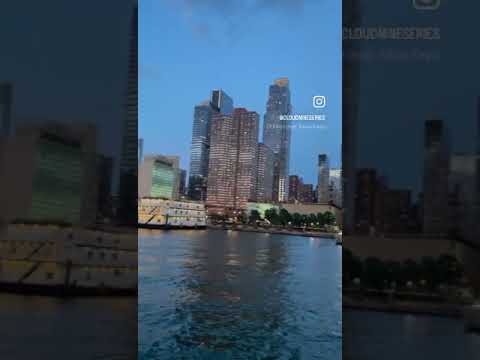 📍Ferry from Midtown (W.39th Street, NYC) 🔁Port Imperial (4800 Avenue,Weehawken, NJ)