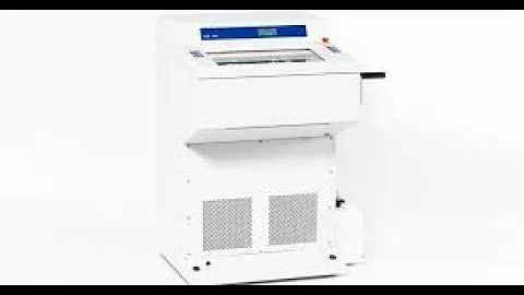 cryostat  / frozen section technique in histopathology