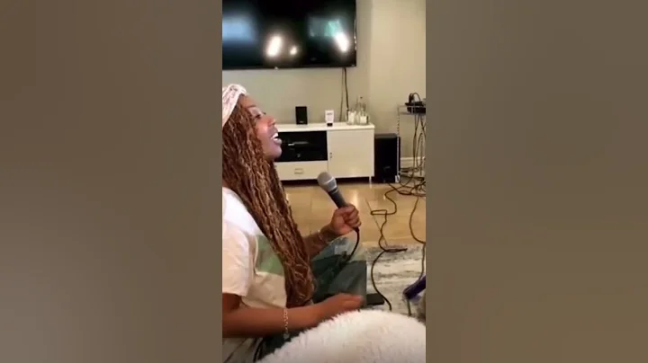 BRANDY GIVING VOCAL LESSONS 🥴