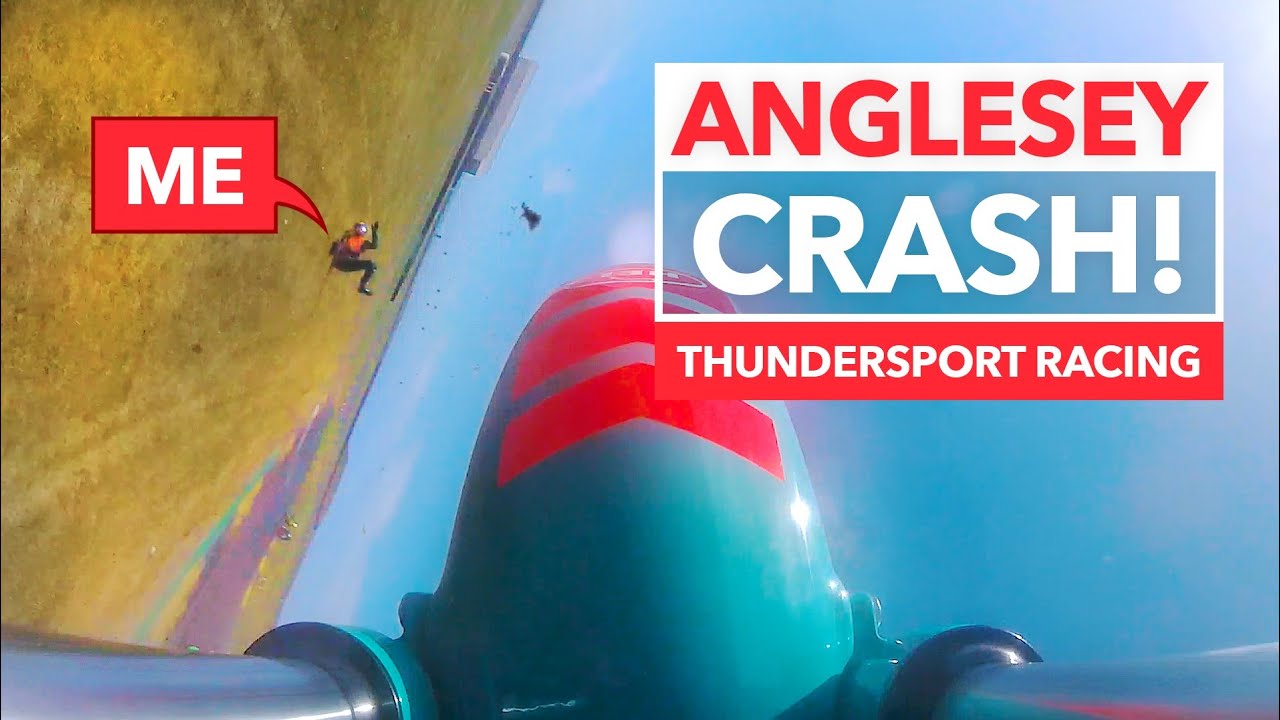 big-crash-anglesey-track-circuit-thundersport-cb500-race-day-1-senior