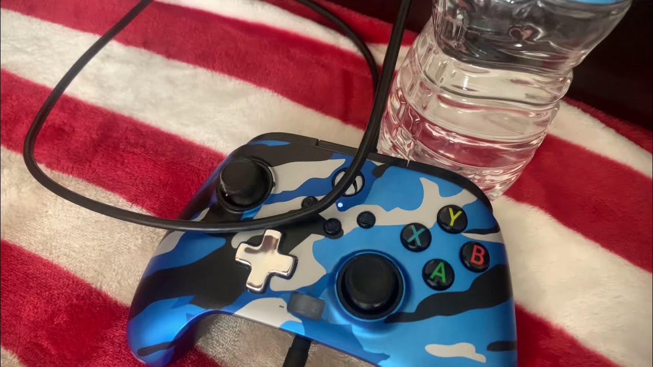 HOW TO HAVE AN AUTO CLICKER IN MINECRAFT BEDROCK (controller) YouTube