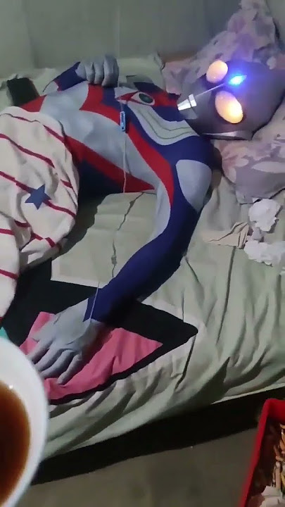 ULTRAMAN LAGI SAKIT
