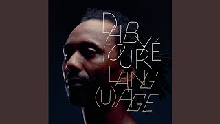 Video thumbnail of "Daby Touré - Papillon"